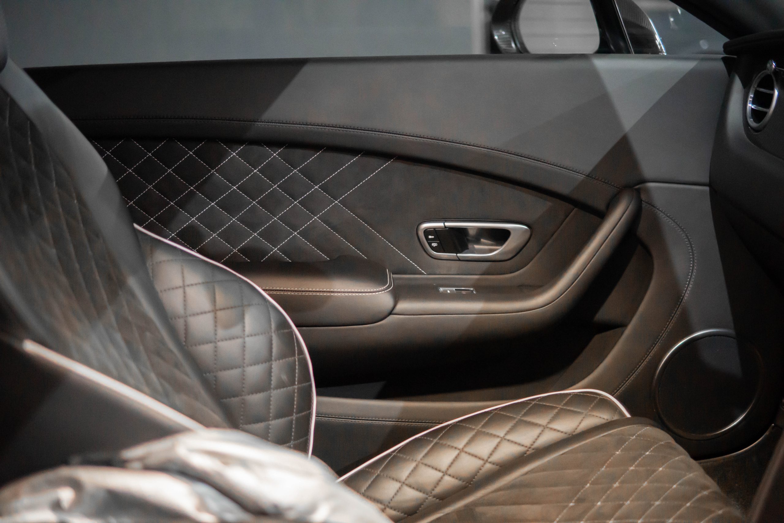 Bentley Continental Supersport