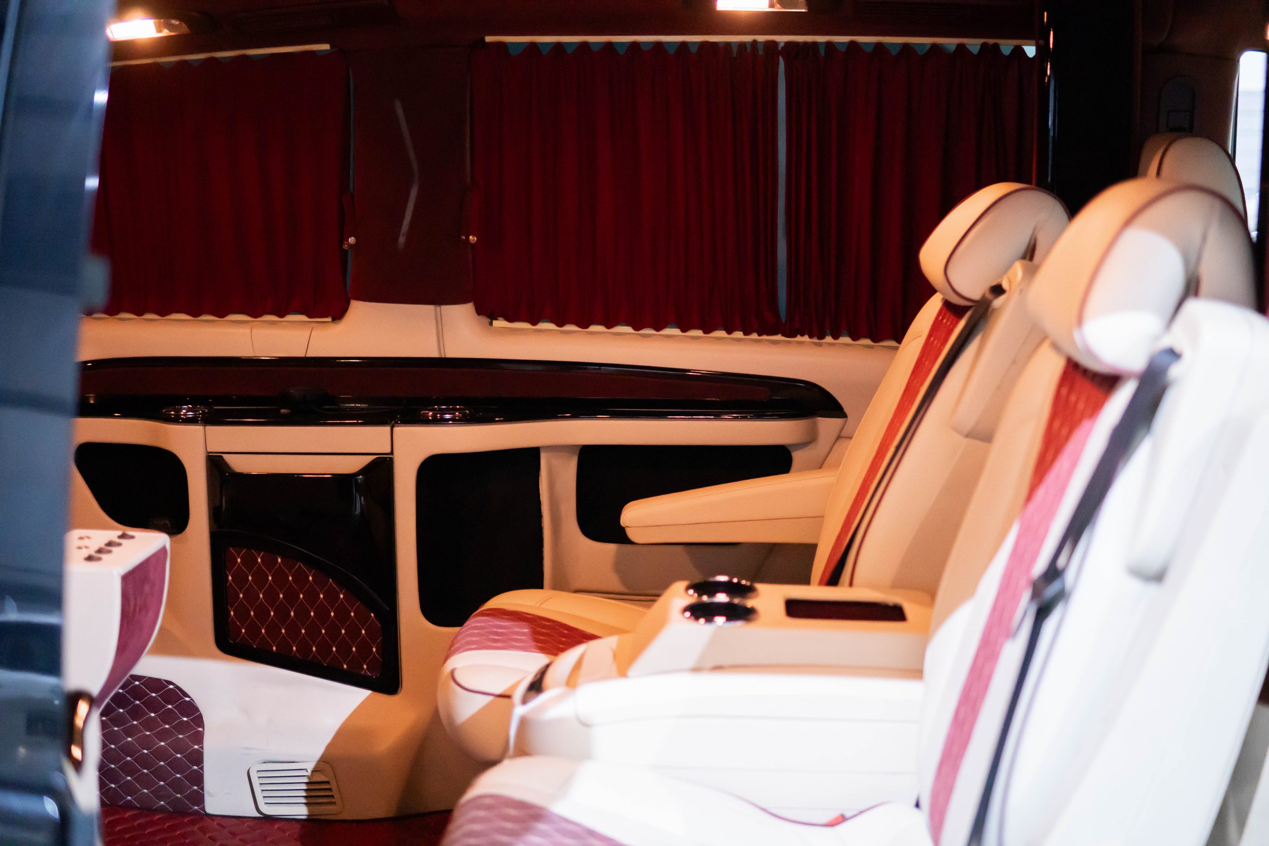 Mercedes Vclass V300