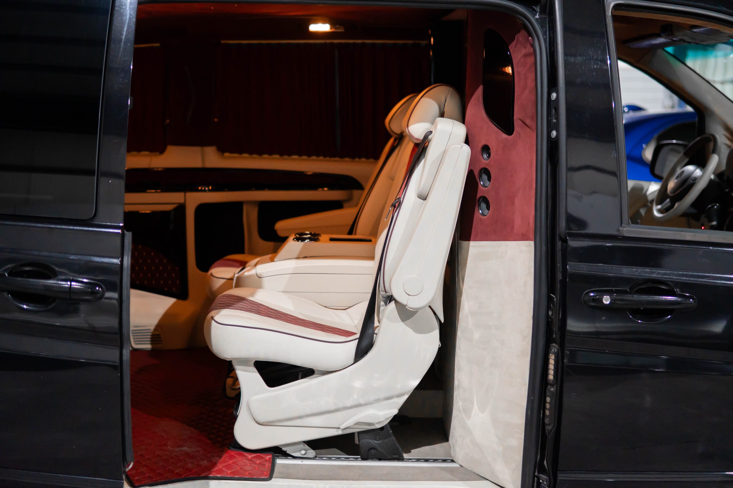 Mercedes Vclass V300