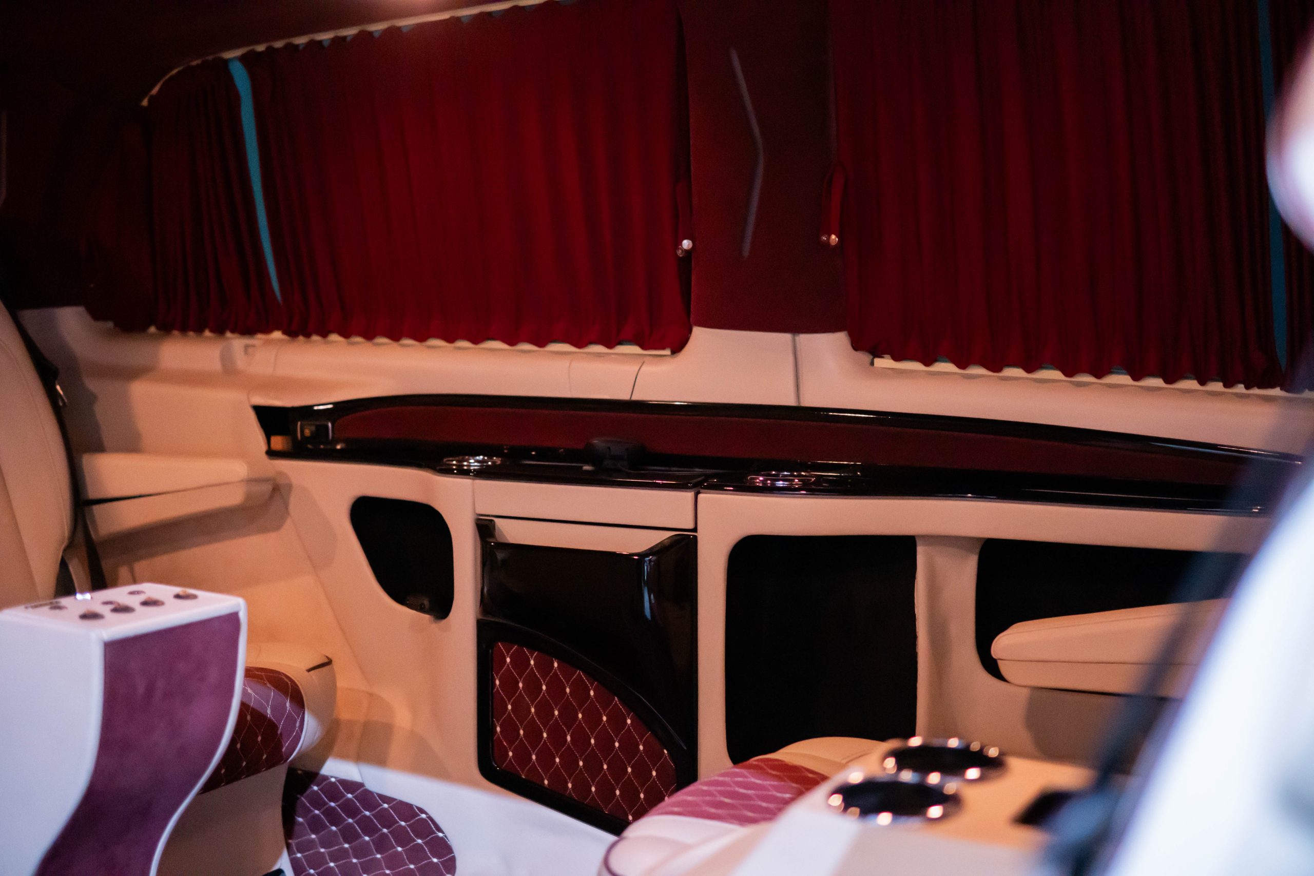 Mercedes Vclass V300