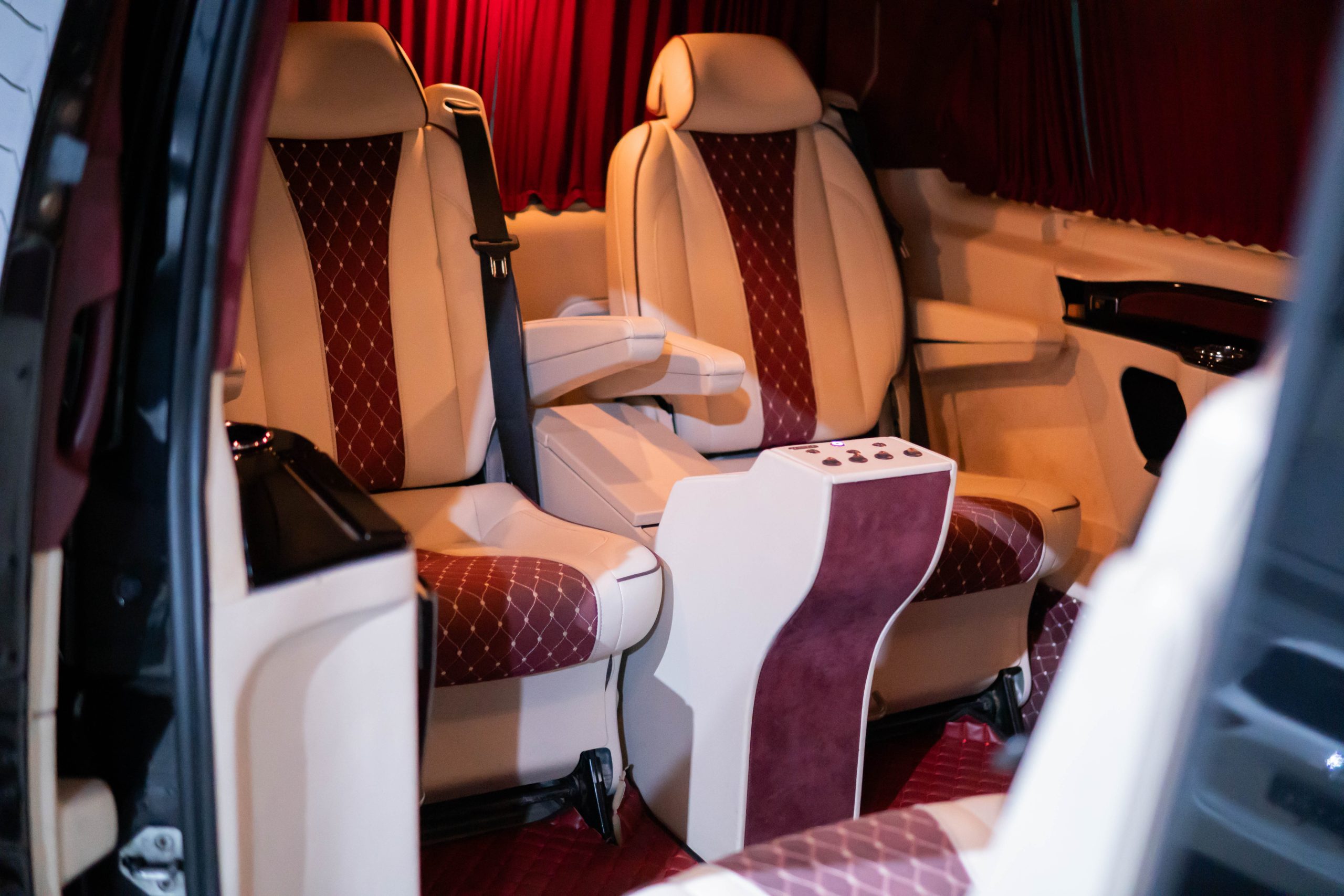 Mercedes Vclass V300