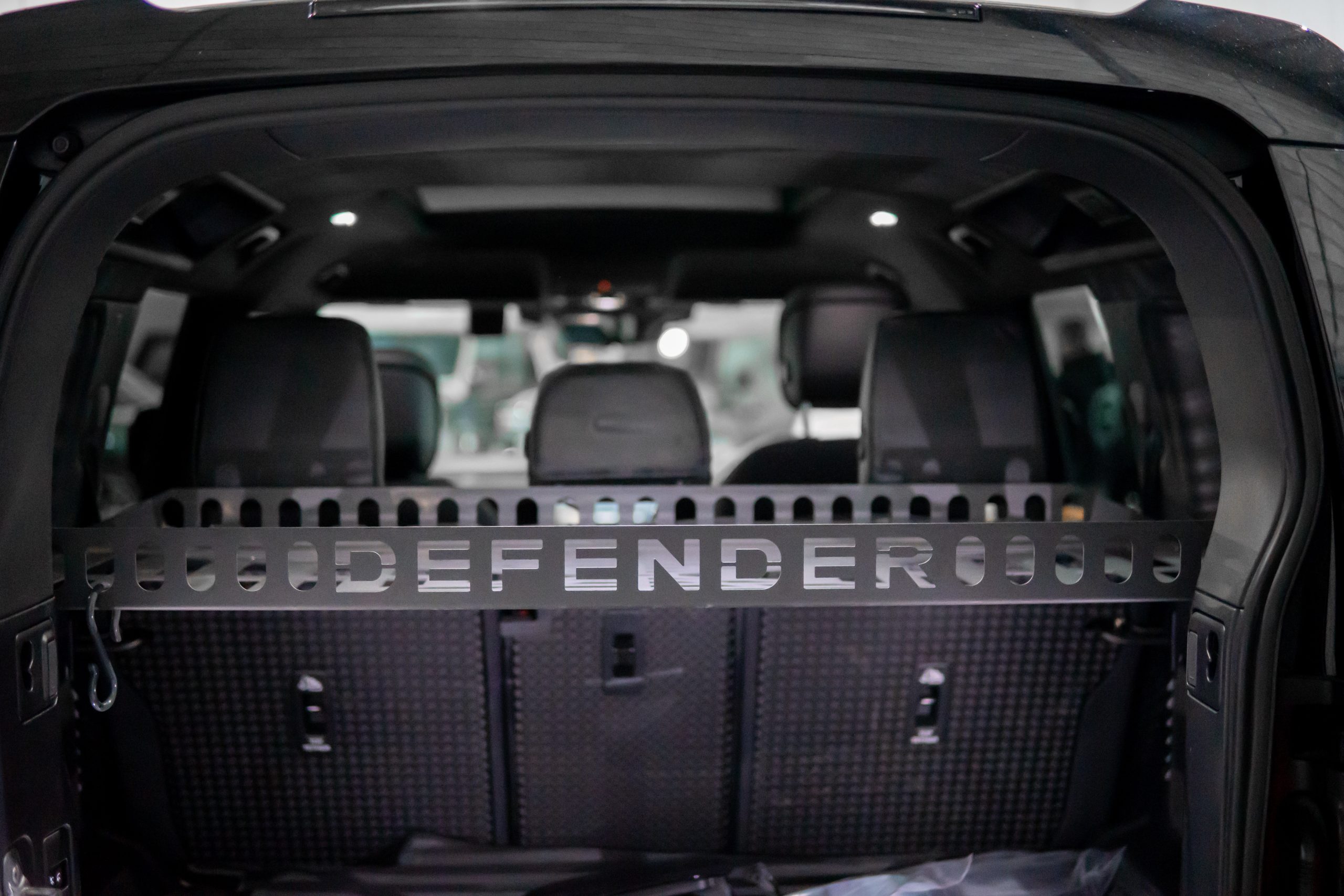 Land Rover Defender 110 X D300