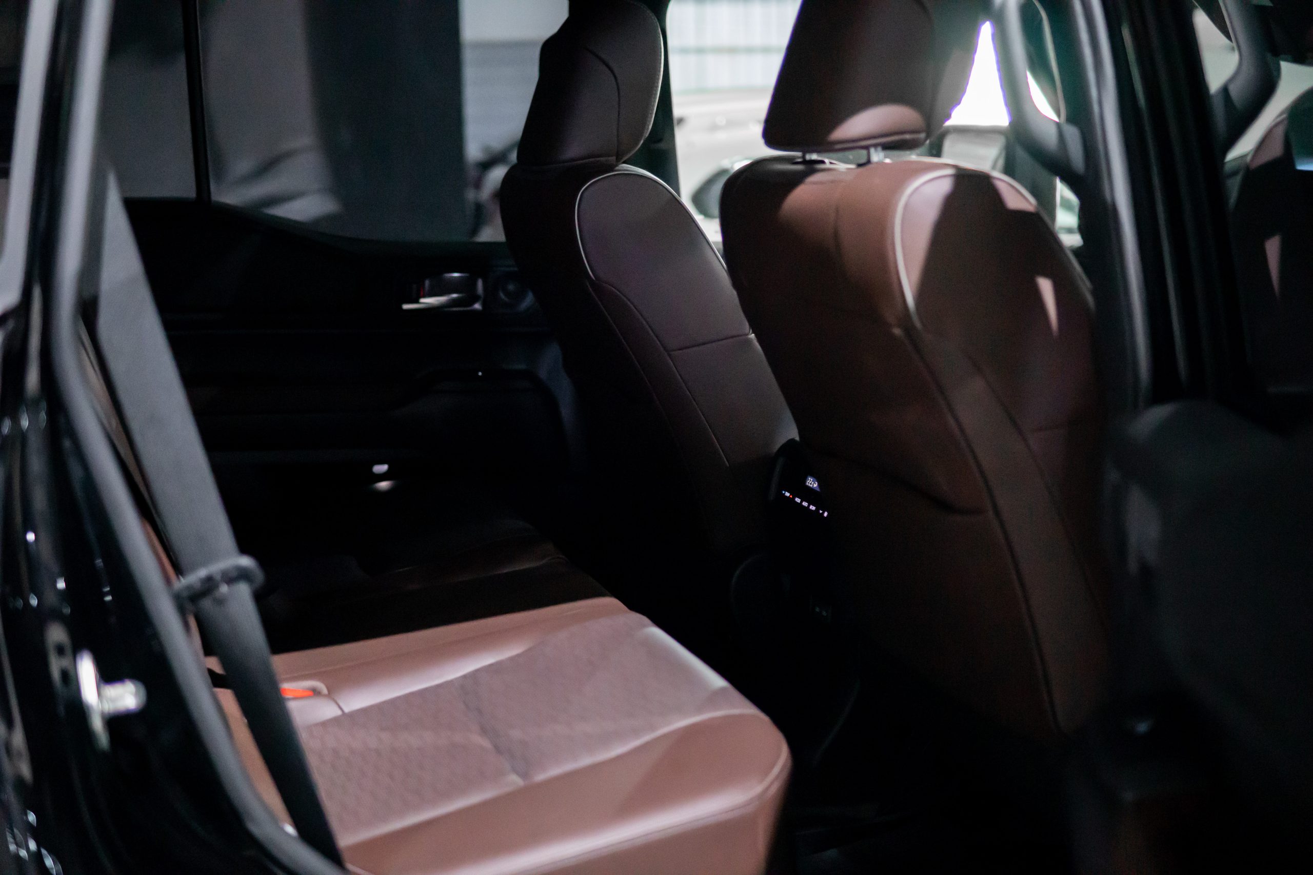 Toyota Land Cruiser VX 250