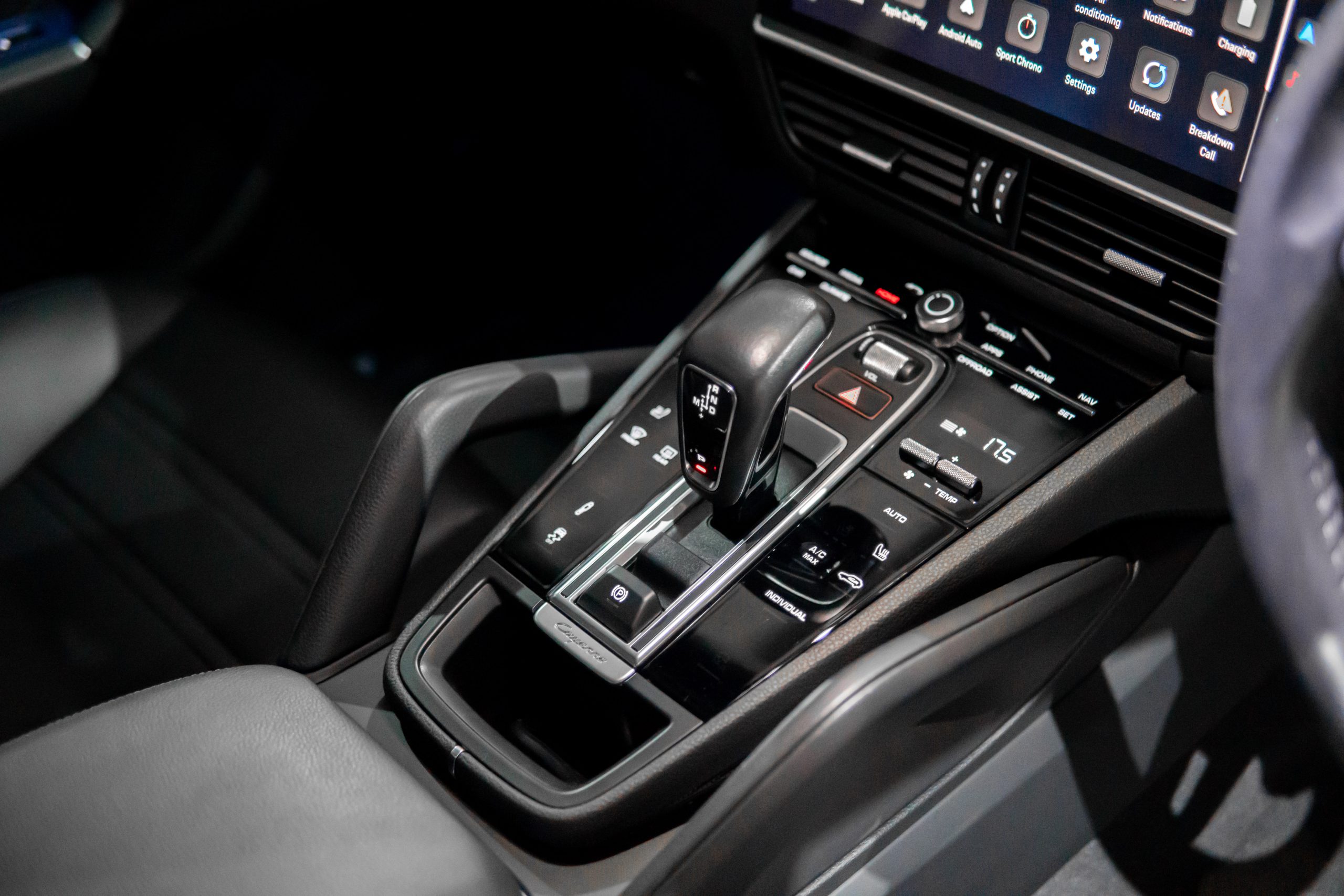 Porsche Cayenne E-Hybrid  Coupe Platinum Edition