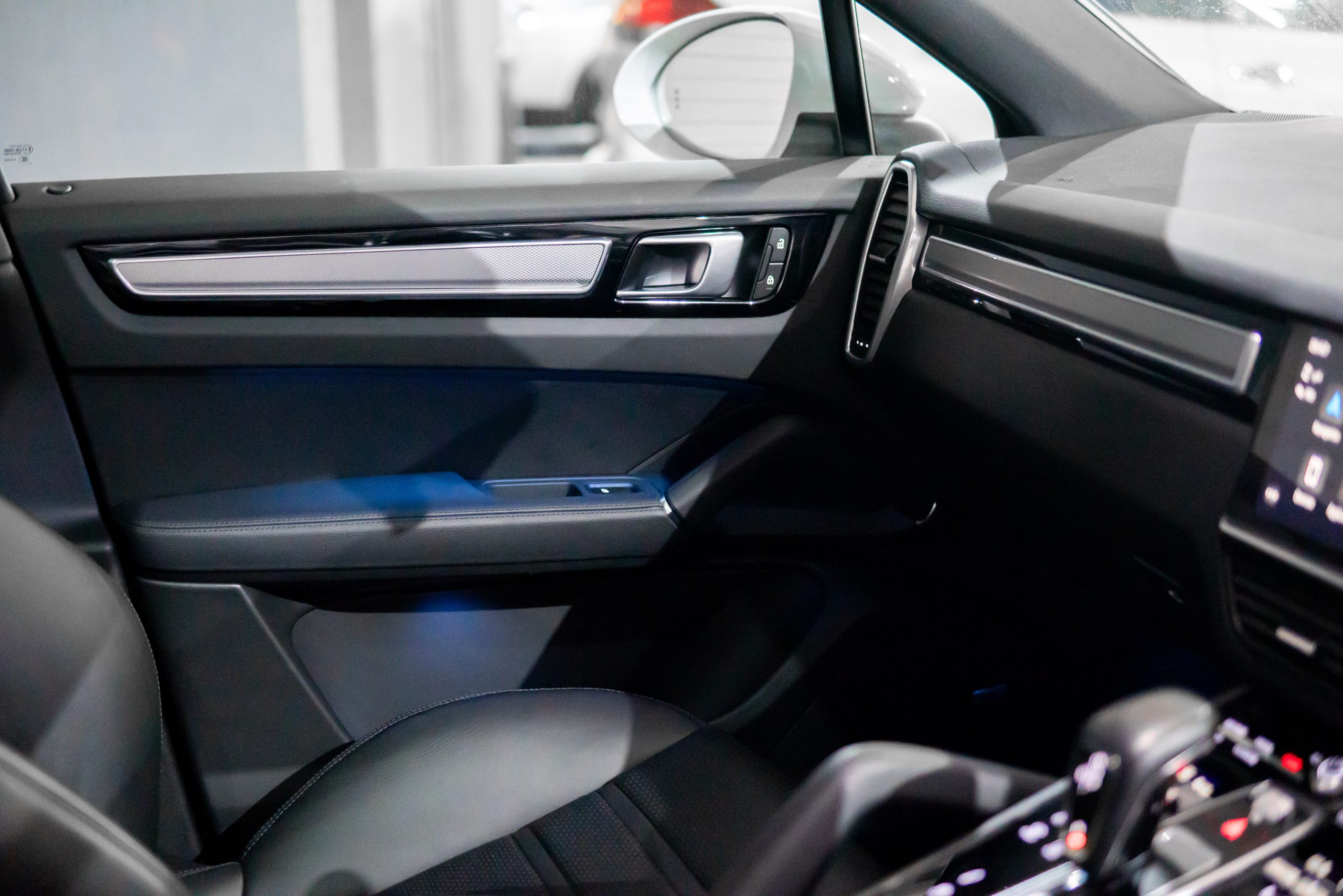 Porsche Cayenne E-Hybrid  Coupe Platinum Edition